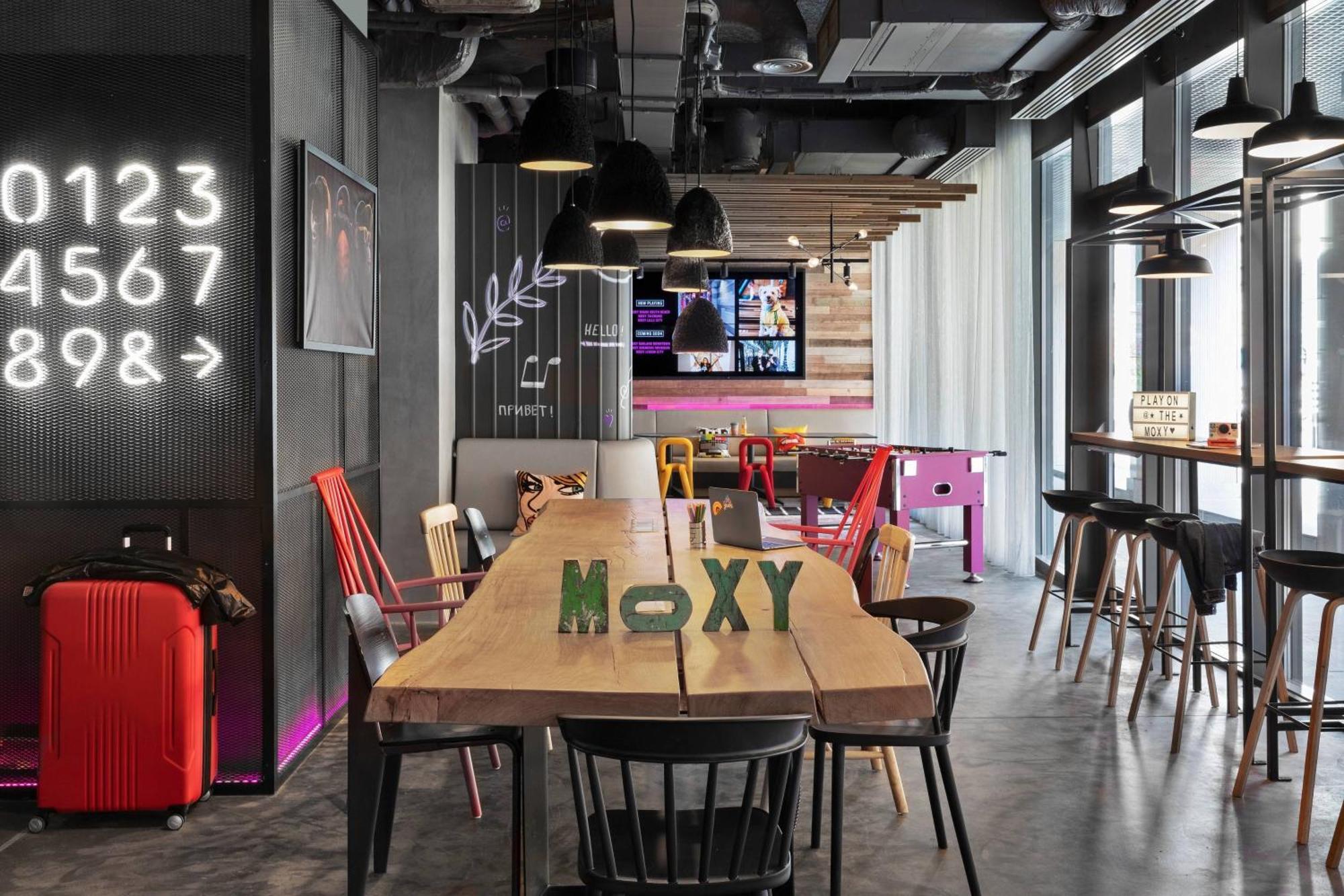 Moxy Old Town