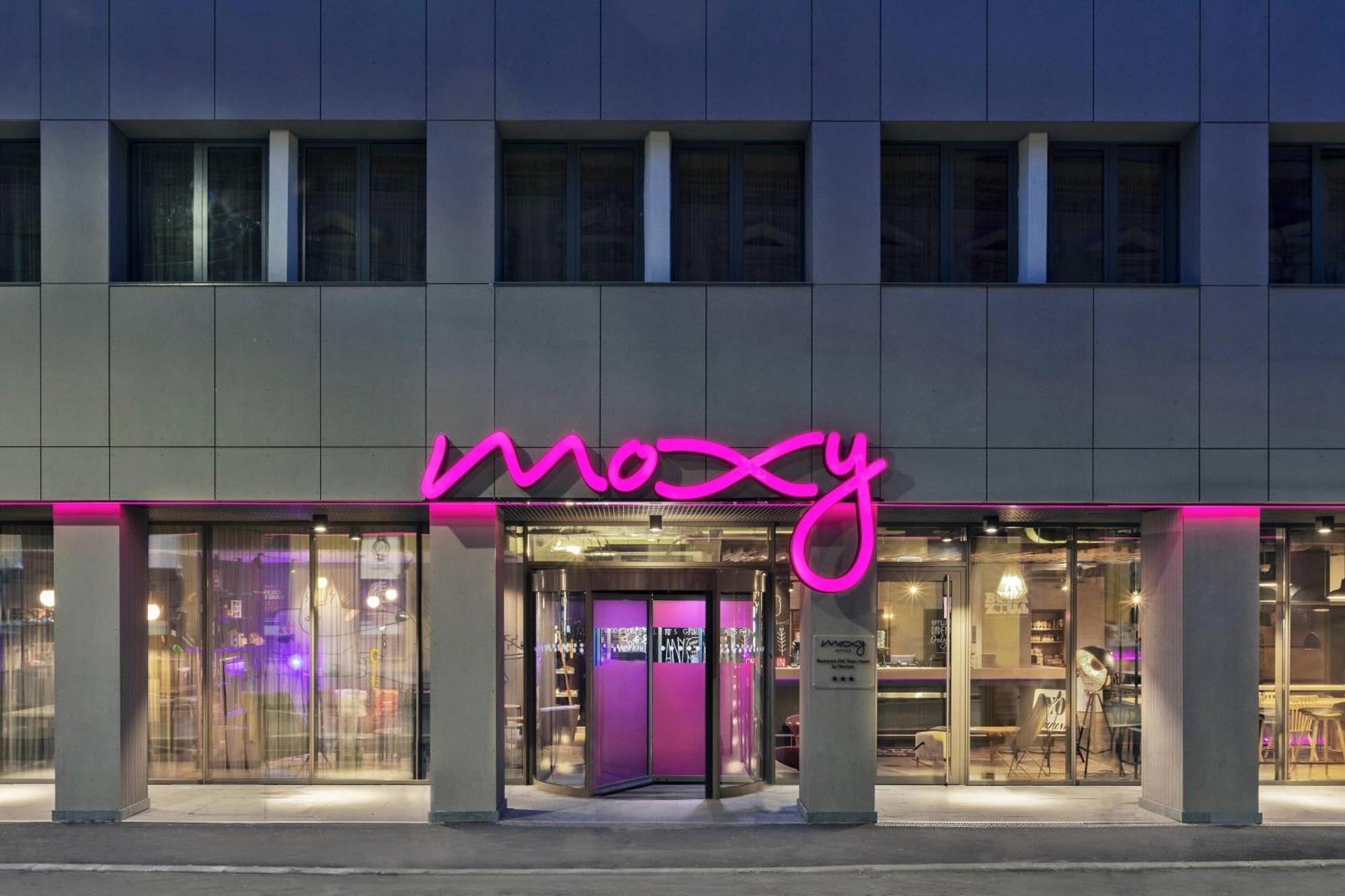 Moxy Old Town 酒店 3*